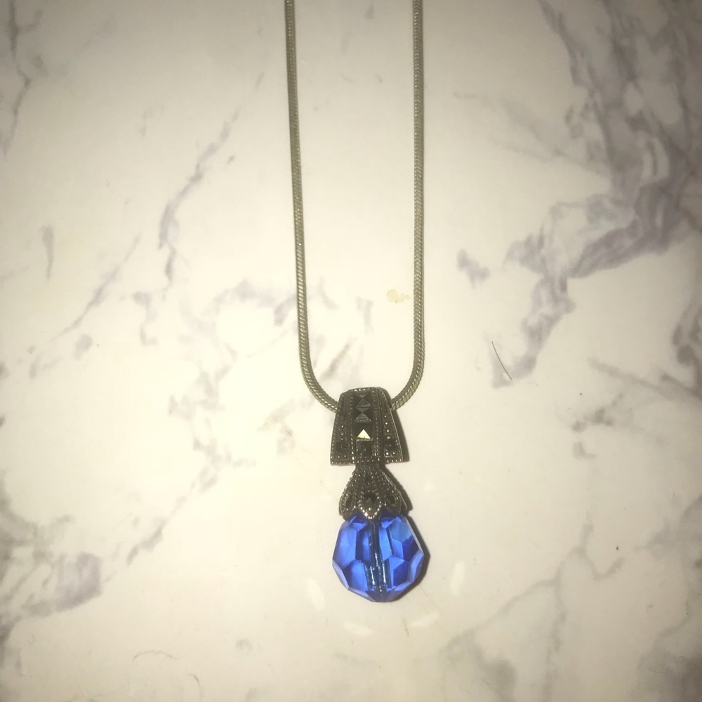 Elegant necklace